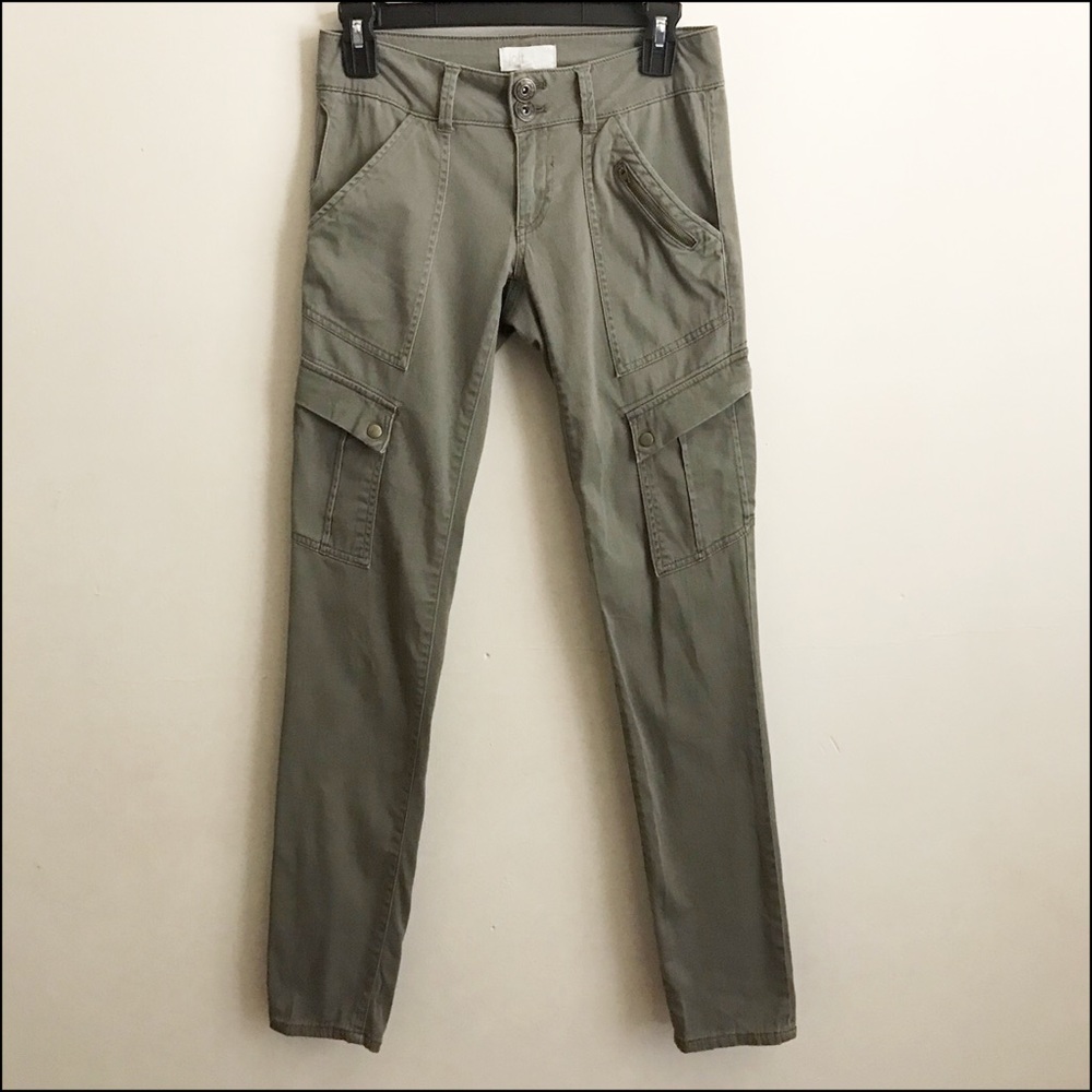 ‼️3 for $15‼️ Jolt Cargo Skinny Jeans